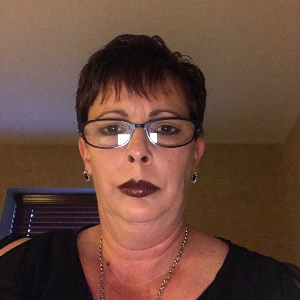 Meet your Posher, Linda